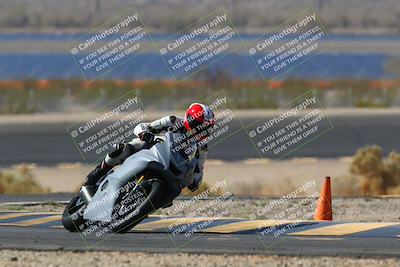 media/Apr-10-2022-SoCal Trackdays (Sun) [[f104b12566]]/Turn 14 (10am)/